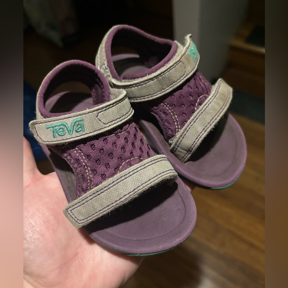 Tiny teva sandals— toddler size 5